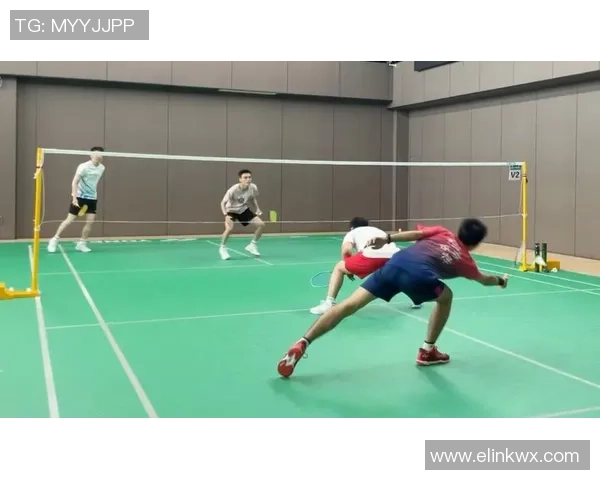 武汉羽毛球队意识对比深度剖析与战术演变的独特视角 武汉羽毛球队意识对比深度剖析与战术演变的独特视角